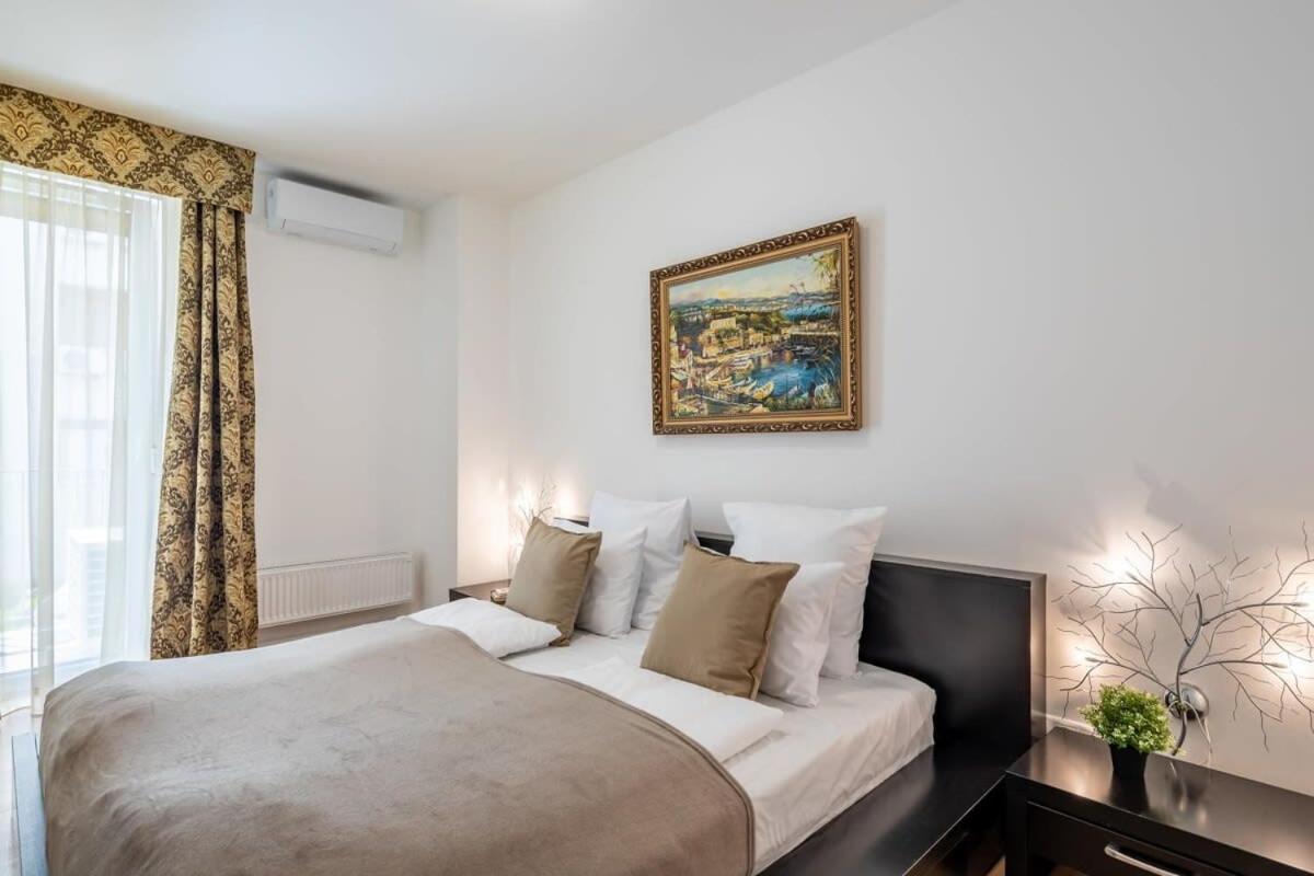 Homey Apartment With Ac And Balcony Budapest Ngoại thất bức ảnh