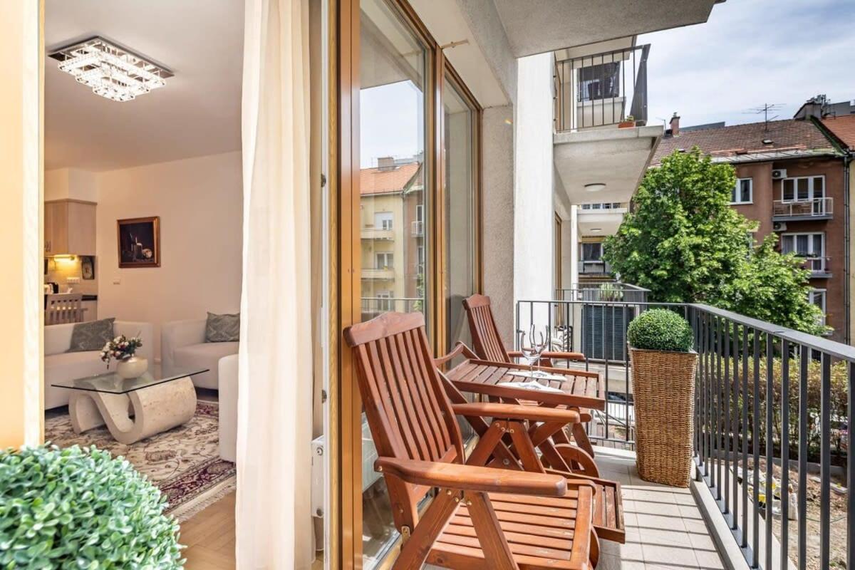 Homey Apartment With Ac And Balcony Budapest Ngoại thất bức ảnh